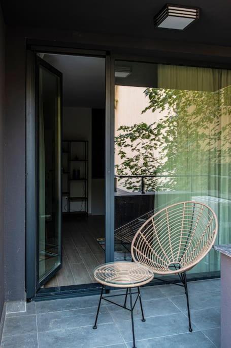 Madrid: A Modern 2-Bedroom Apartment With Parking София Экстерьер фото